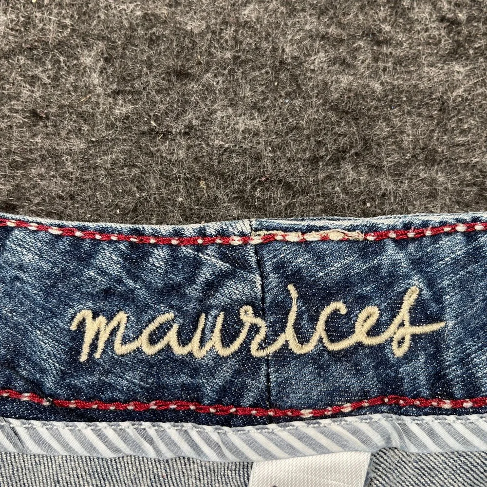 Maurices Rolled Hem Shorts Womens 5/6 Blue Denim Cotton Stretch Whiskers Detail